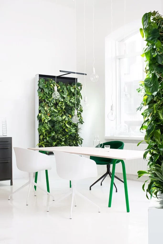 Naava-One-design-furniture-with-living-plants